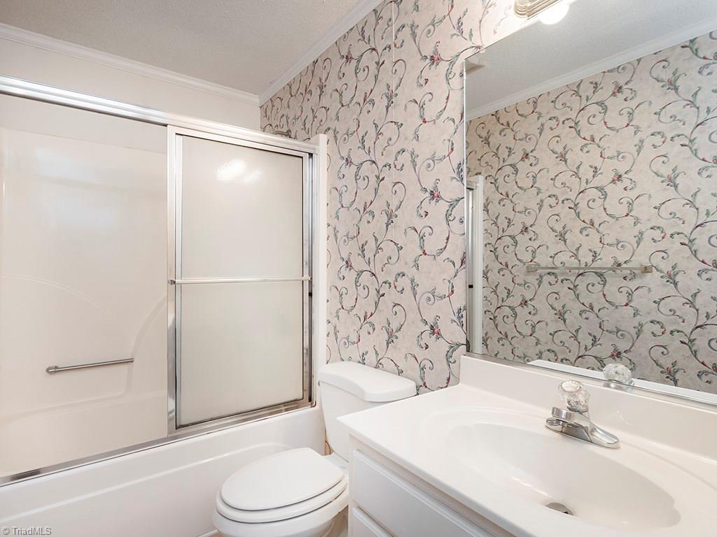 910 Trollinger Road Graham, NC 27253 - Photo 24 of 28 Hall Bathroom