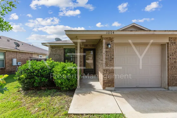 $1,595 | 1004 Drover's Cove, Georgetown, TX 78626