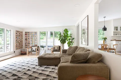 $1,950,000 | 7 Diamond Road, Lexington, MA 02420