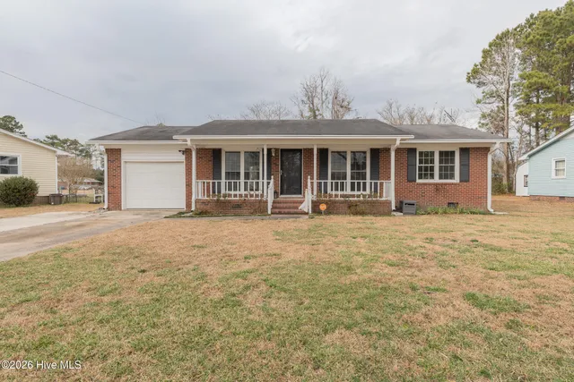 $235,000 | 222 Forest View Drive, Havelock, NC 28532