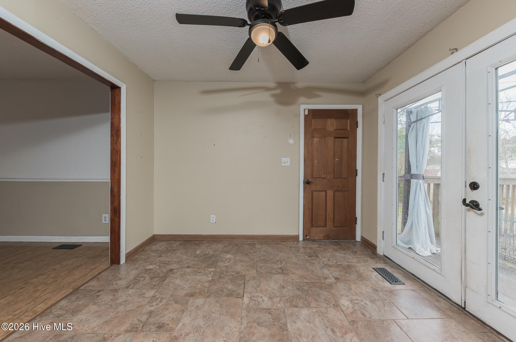 222 Forest View Drive Havelock, NC 28532 - Photo 13 of 31 22KITCHEN
