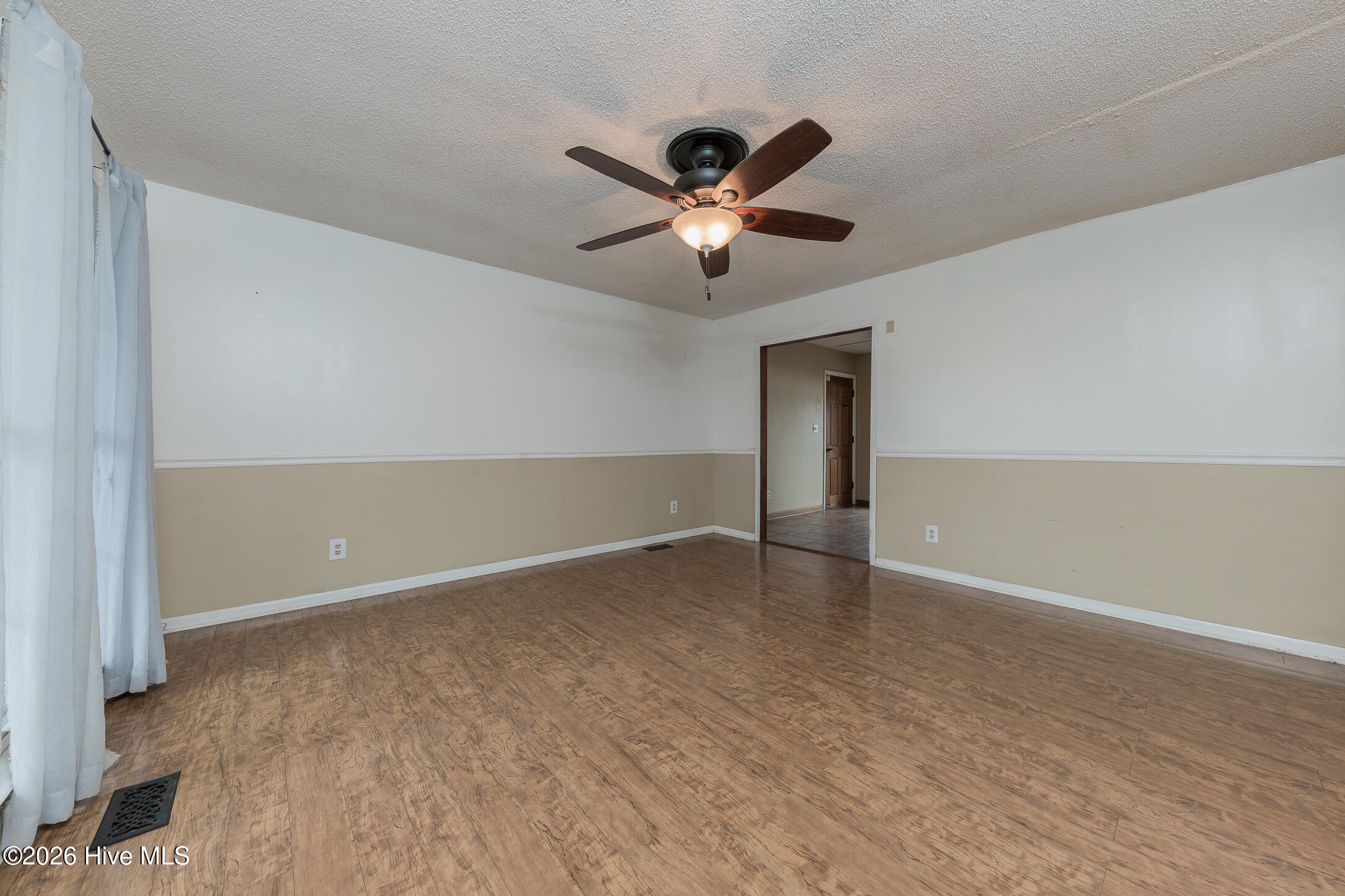 222 Forest View Drive Havelock, NC 28532 - Photo 5 of 31 7LIVING