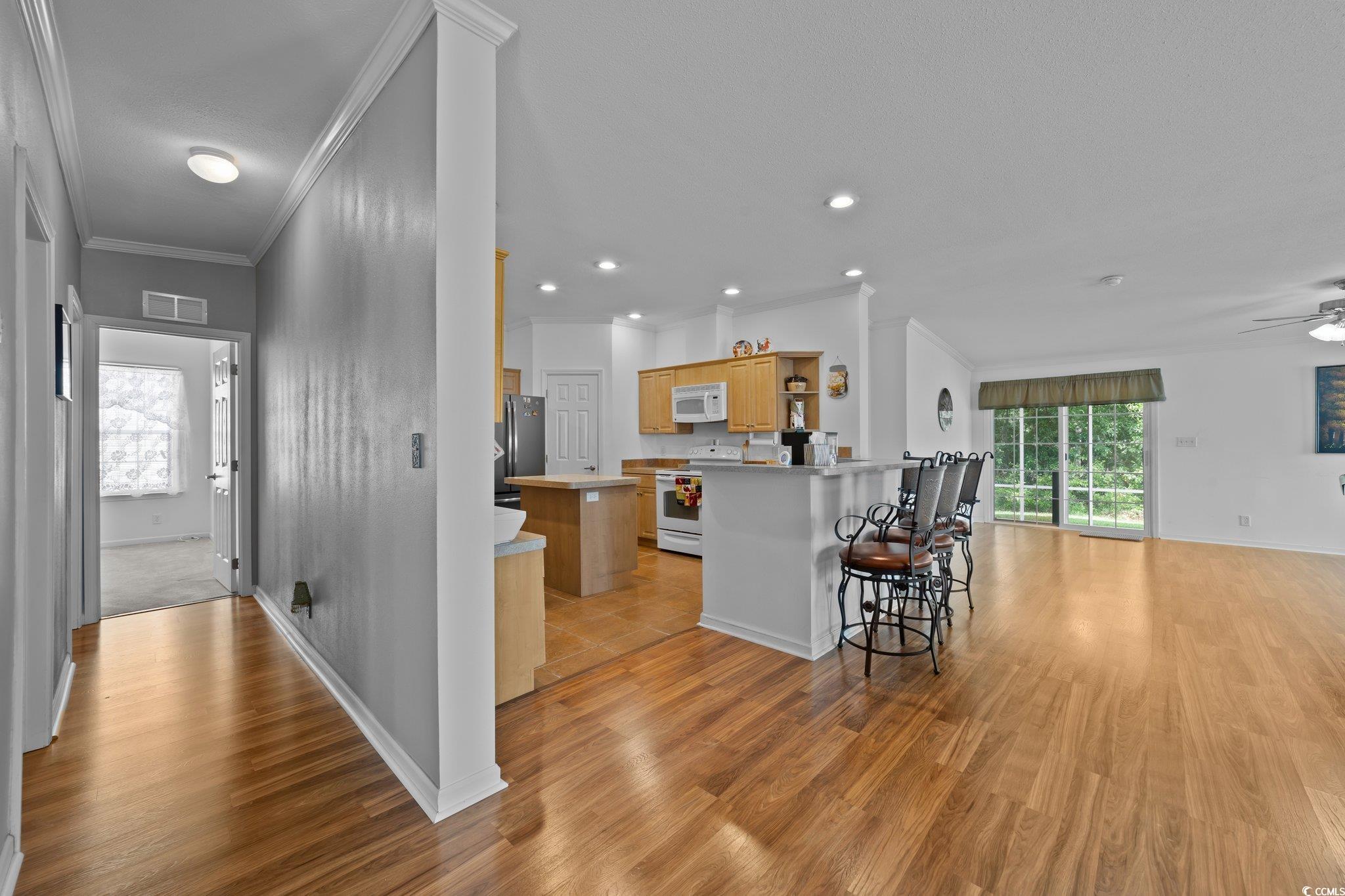 353 Walden Lake Road Conway, SC 29526 - Photo 4 of 40 Gallery Image 4