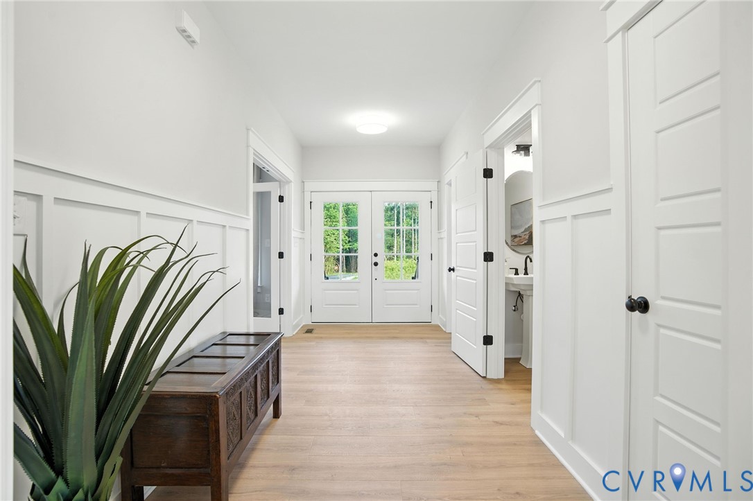 2 Winding Acres Lane New Kent, VA 23124 - Photo 6 of 31 a view of a walk in closet