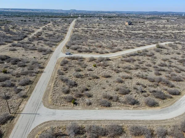 a view of a dry yard