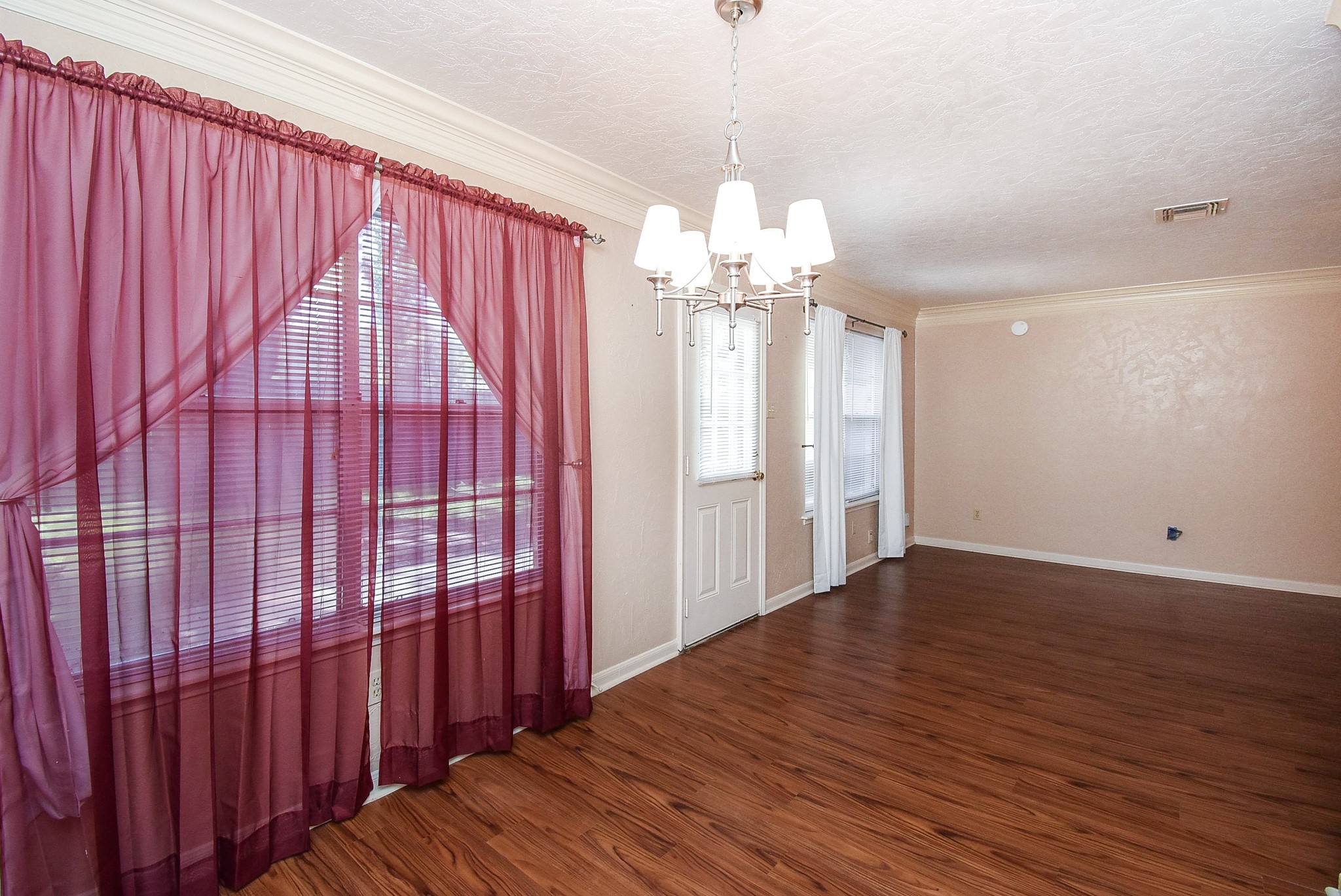 2014 Jones Street Rosenberg, TX 77471 - Photo 10 of 33