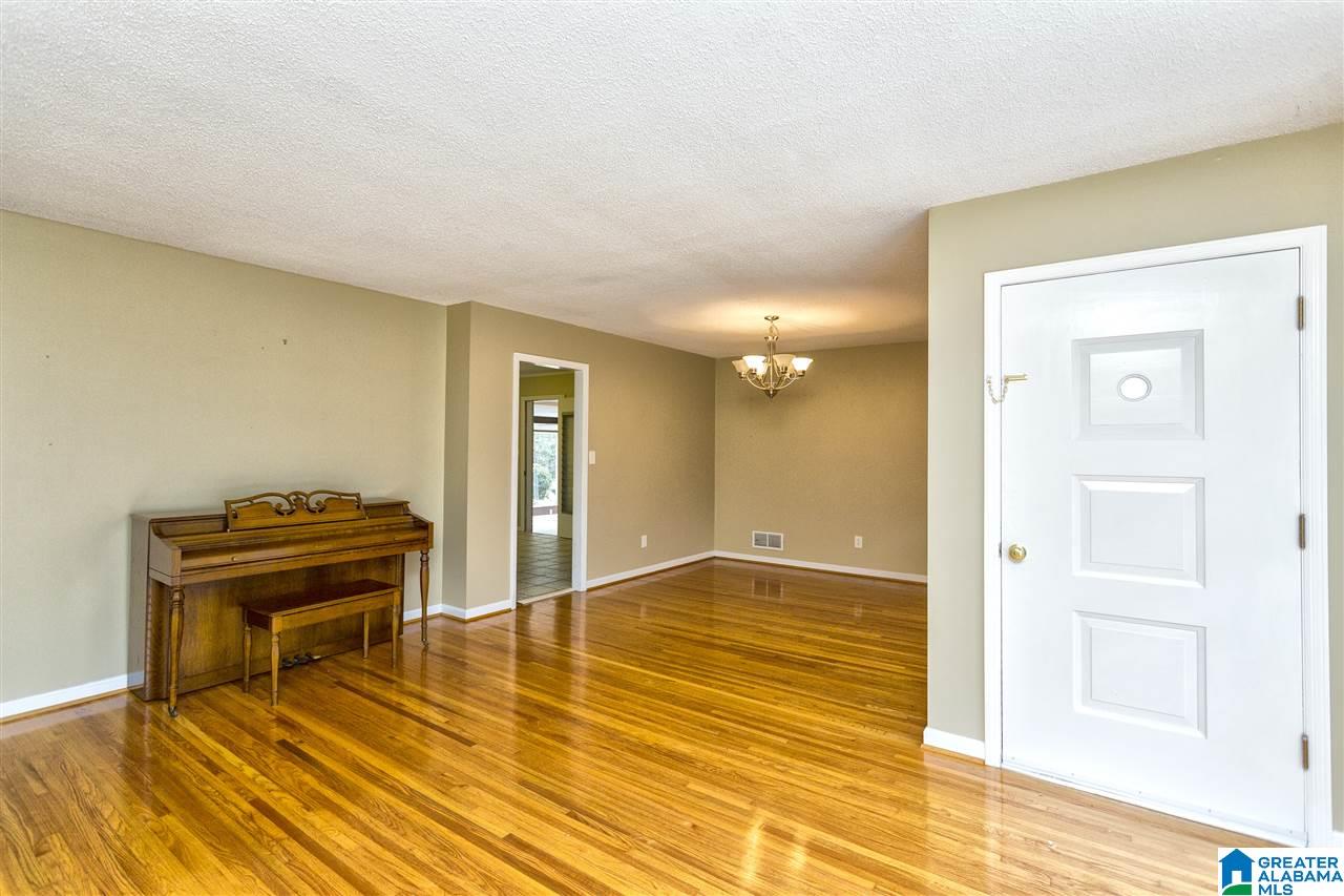 137 Lindberg Road Bessemer, AL 35023 - Photo 6 of 29
