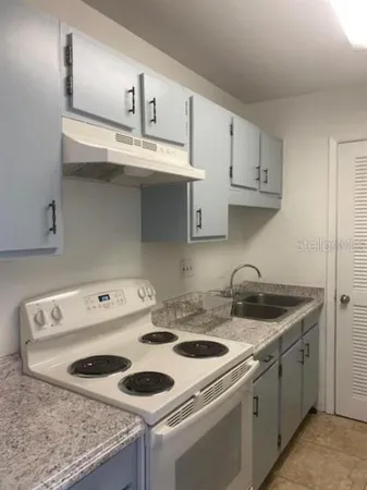 $1,250 | 1799 North Highland Avenue, Unit 74, Clearwater, FL 33755