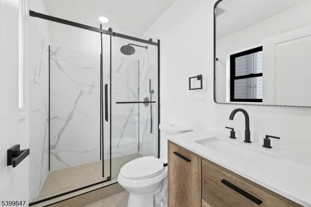 $899,000 | 7 Montclair Avenue, Paterson, NJ 07503