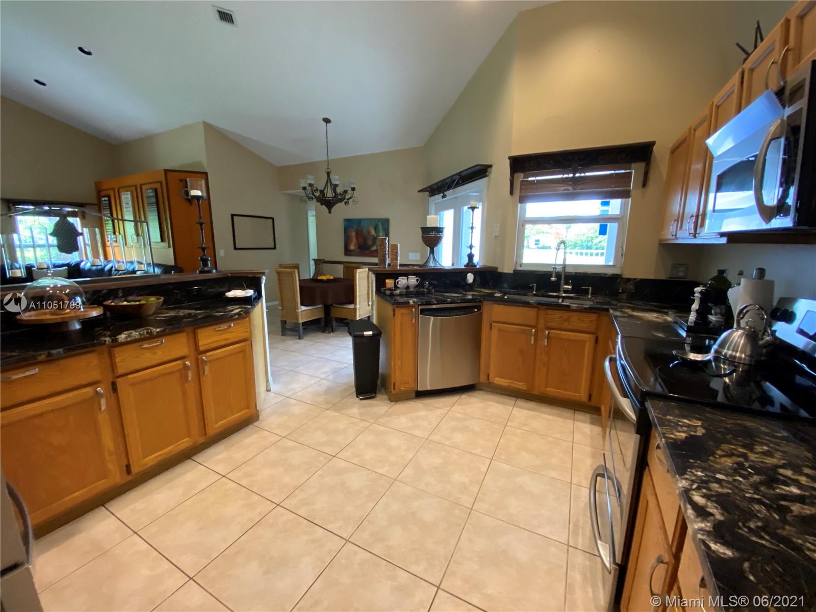 22321 Kettle Creek Way Boca Raton, FL 33428 - Photo 10 of 17