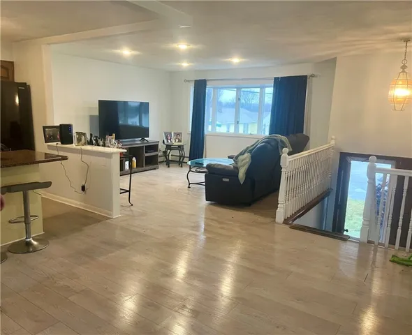 $520,000 | 84 North View Avenue, Cranston, RI 02920