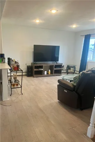 $520,000 | 84 North View Avenue, Cranston, RI 02920