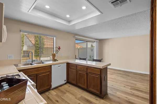 $719,000 | 272 Green Moor Place, Thousand Oaks, CA 91361