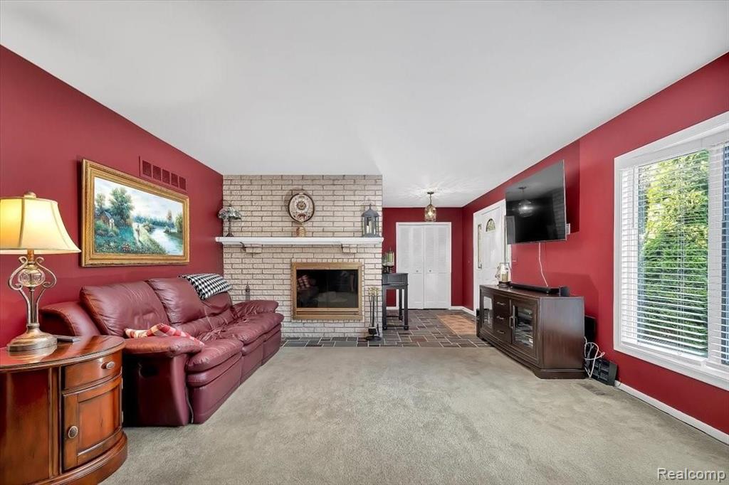 448 Gunder Drive Rochester Hills, MI 48309 - Photo 7 of 22