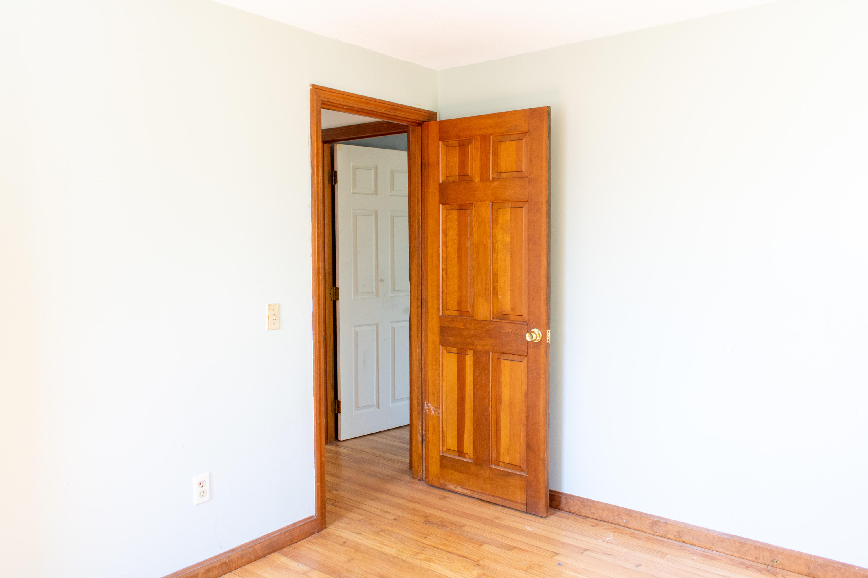 398 Lincoln Rd Extension Hyannis, MA 02601 - Photo 21 of 26 a view of front door