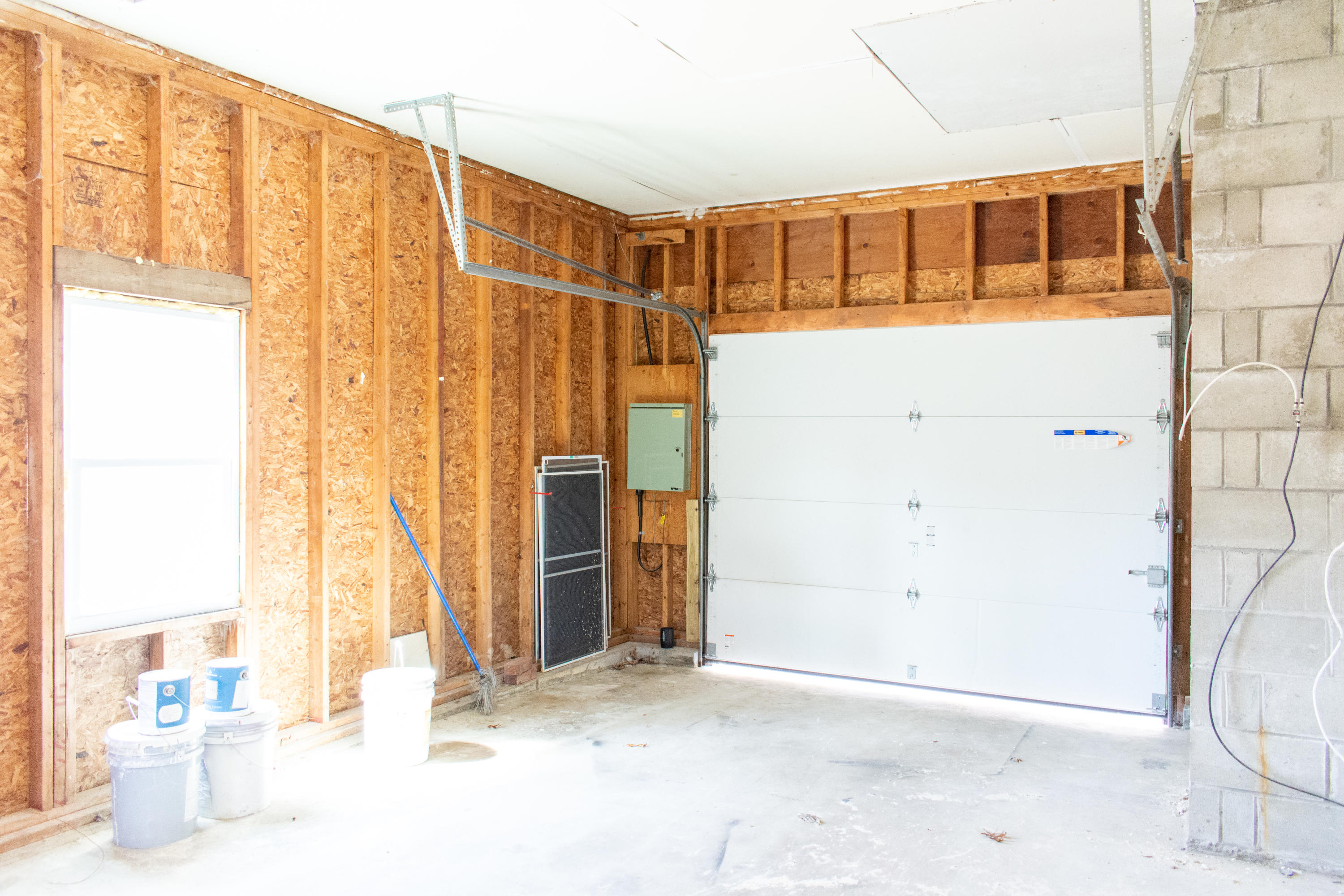 398 Lincoln Rd Extension Hyannis, MA 02601 - Photo 25 of 26 a view of a back yard with an empty room and a window