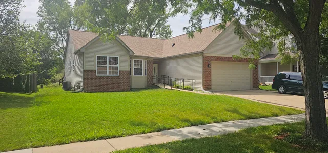 $359,900 | 947 Brassfield Avenue, Romeoville, IL 60446