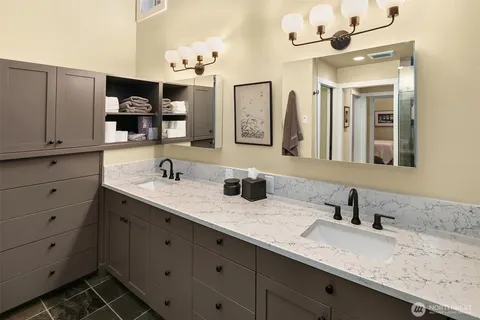 $2,100,000 | 16524 Mink Road Northeast, Woodinville, WA 98077