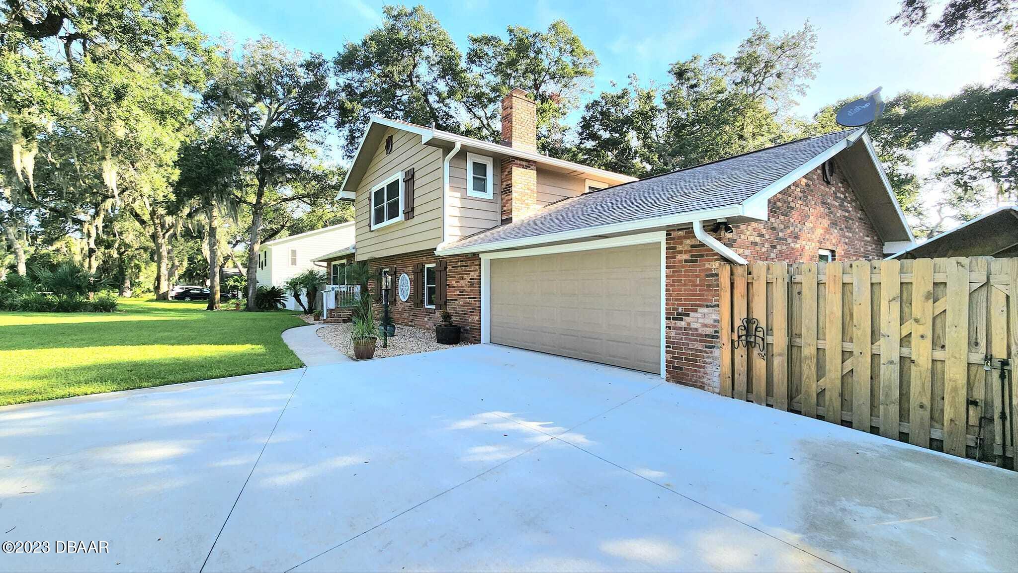 1519 North Beach Street Ormond Beach, FL 32174 - Photo 3 of 92 Double gate for boat/rv parking