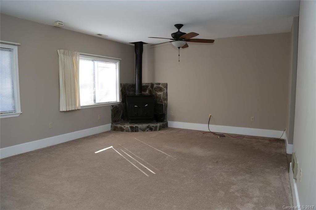 60 Holly Ridge Road, Unit 10 11 Pisgah Forest, NC 28768 - Photo 3 of 23 Gallery Image 3