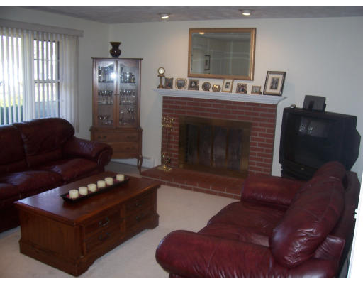 273 Porter Road East Longmeadow, MA 01028 - Photo 8 of 15 Gallery Image 8