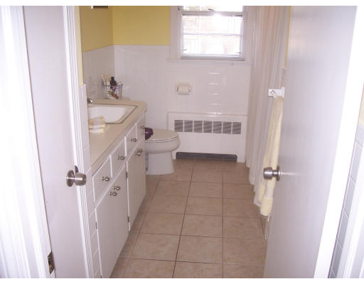 273 Porter Road East Longmeadow, MA 01028 - Photo 9 of 15 Gallery Image 9
