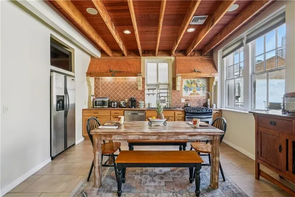 $3,250 | 706 Girod Street, New Orleans, LA 70130