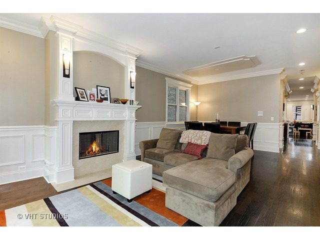 3239 North Seminary Avenue, Unit 1 Chicago, IL 60657 - Photo 3 of 23