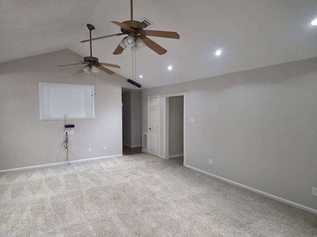 13600 Farm To Market Road 1314 Conroe, TX 77302 - Photo 10 of 26 a view of an empty room