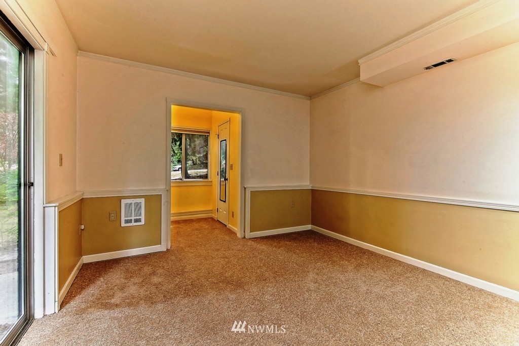 22505 61st Avenue Southeast Bothell, WA 98021 - Photo 12 of 17