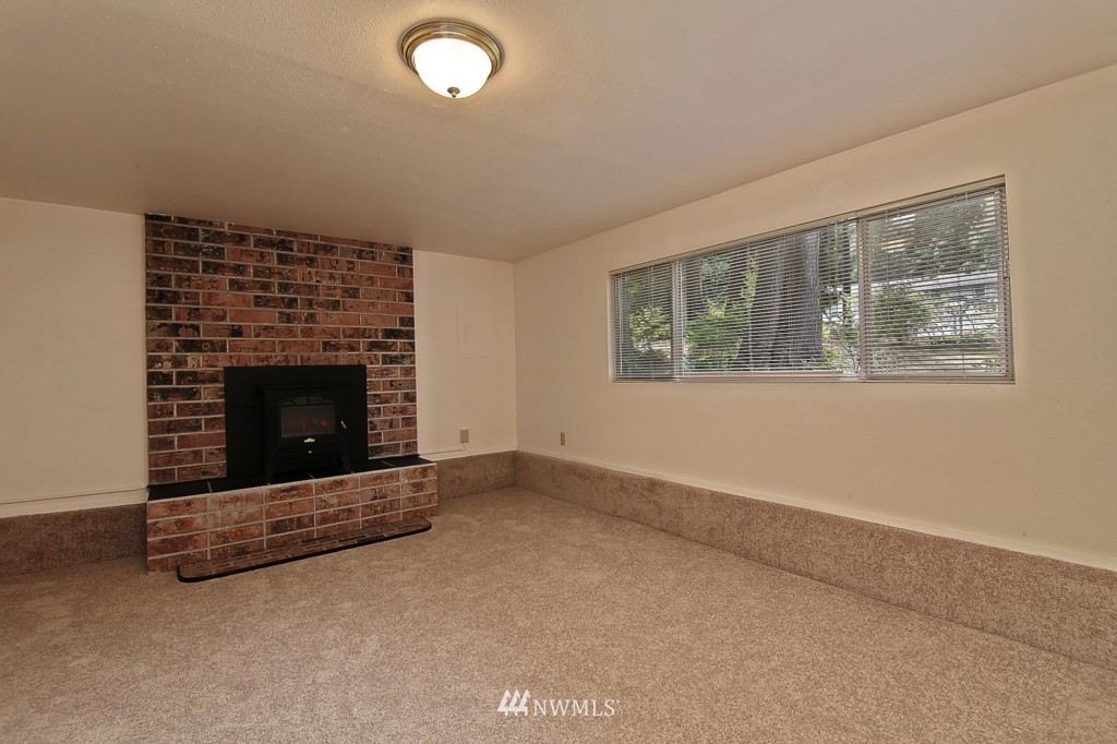 22505 61st Avenue Southeast Bothell, WA 98021 - Photo 13 of 17