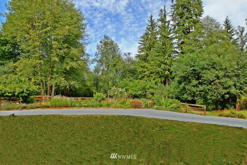 22505 61st Avenue Southeast Bothell, WA 98021 - Photo 14 of 17