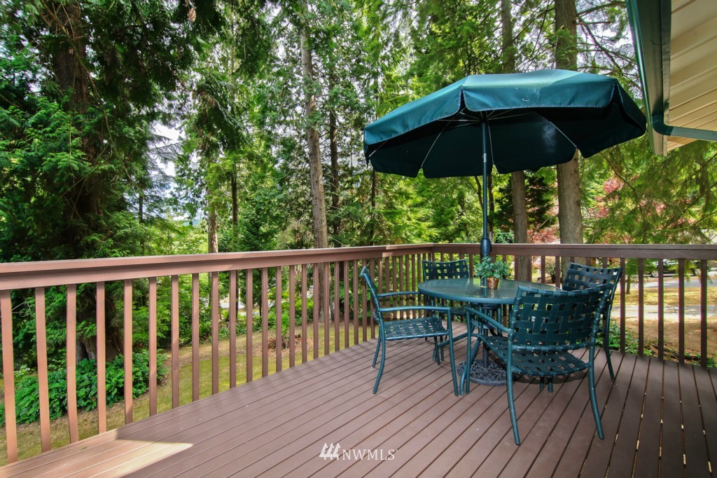 22505 61st Avenue Southeast Bothell, WA 98021 - Photo 8 of 17