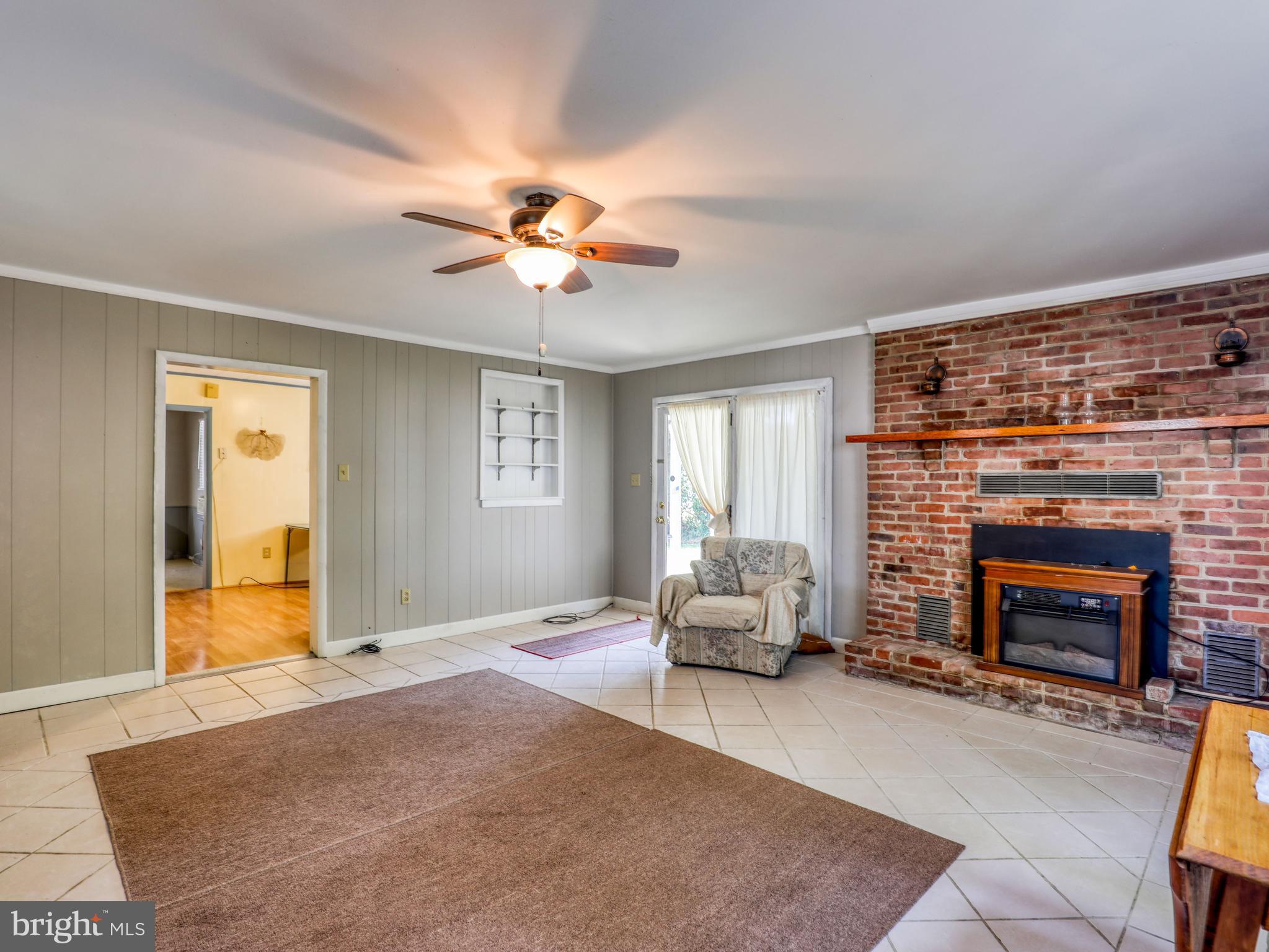 836 Jordan Springs Road Stephenson, VA 22656 - Photo 4 of 22 Family room