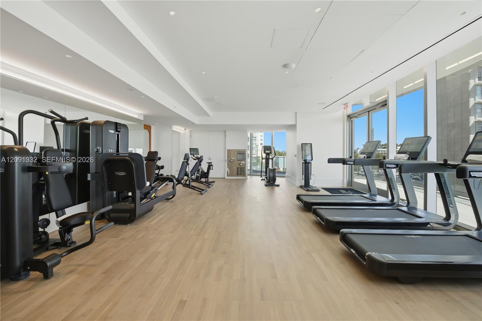 175 Southeast 25th Road, Unit 3302 Miami, FL 33129 - Photo 35 of 83 Gallery Image 35