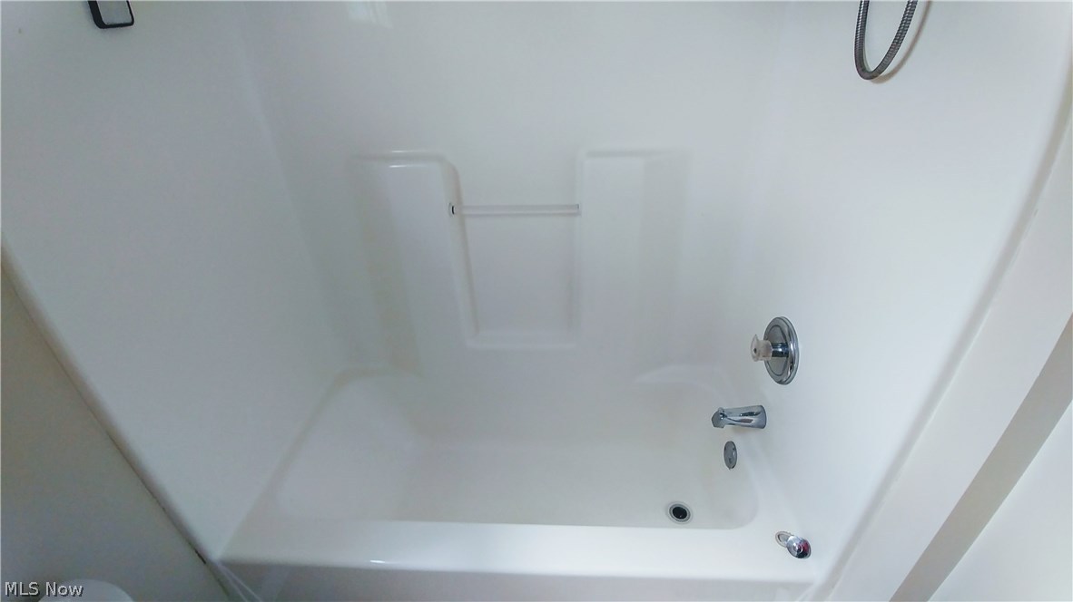 1053 Independence Avenue Akron, OH 44310 - Photo 25 of 31 Gallery Image 25