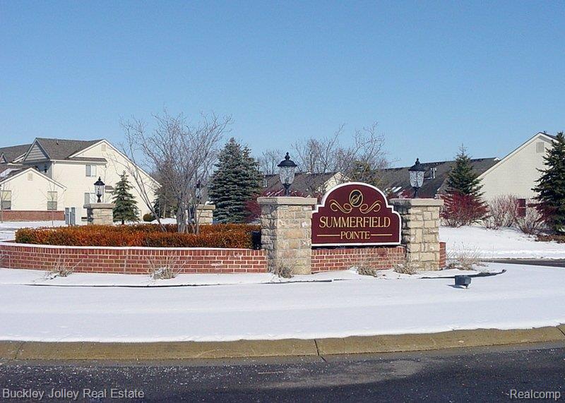 4698 Summer Ridge Drive, Unit 38 Howell, MI 48843 - Photo 21 of 21 Low Association Dues.jpg