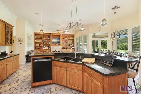 $625,000 | 16205 Feliciana Avenue, Prairieville, LA 70769