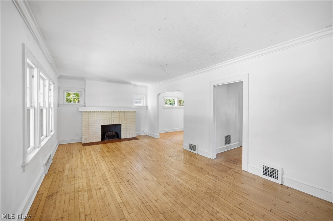1140 Quilliams Road Cleveland Heights, OH 44121 - Photo 4 of 30