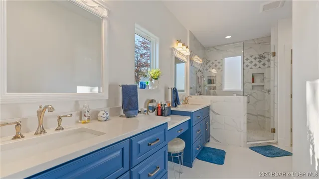 $2,300,000 | 2858 Big Island Drive, Roach, MO 65787