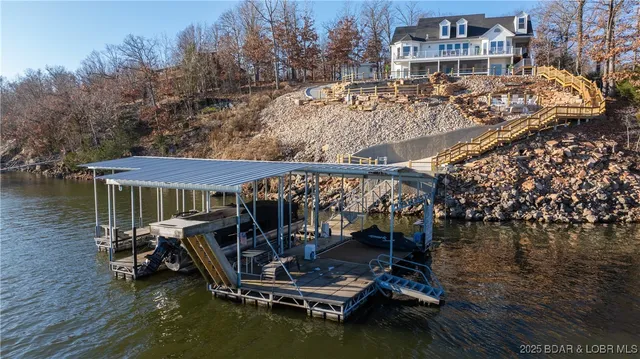 $2,300,000 | 2858 Big Island Drive, Roach, MO 65787