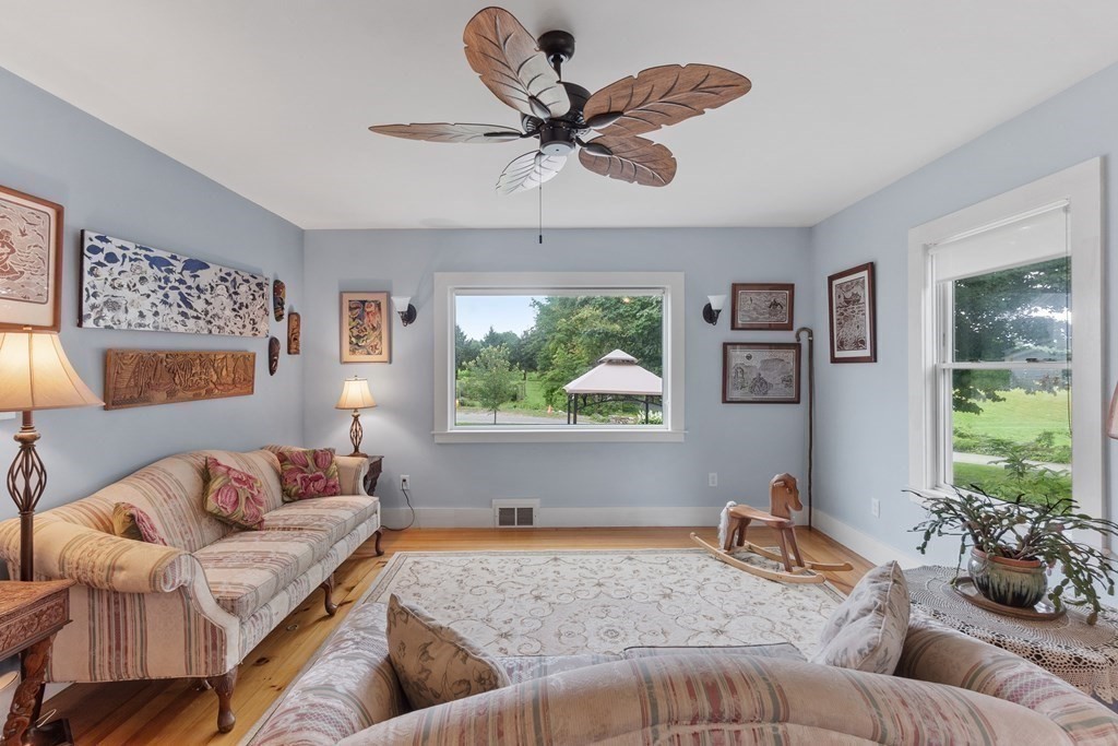 247 Littleton County Road Harvard, MA 01451 - Photo 21 of 41