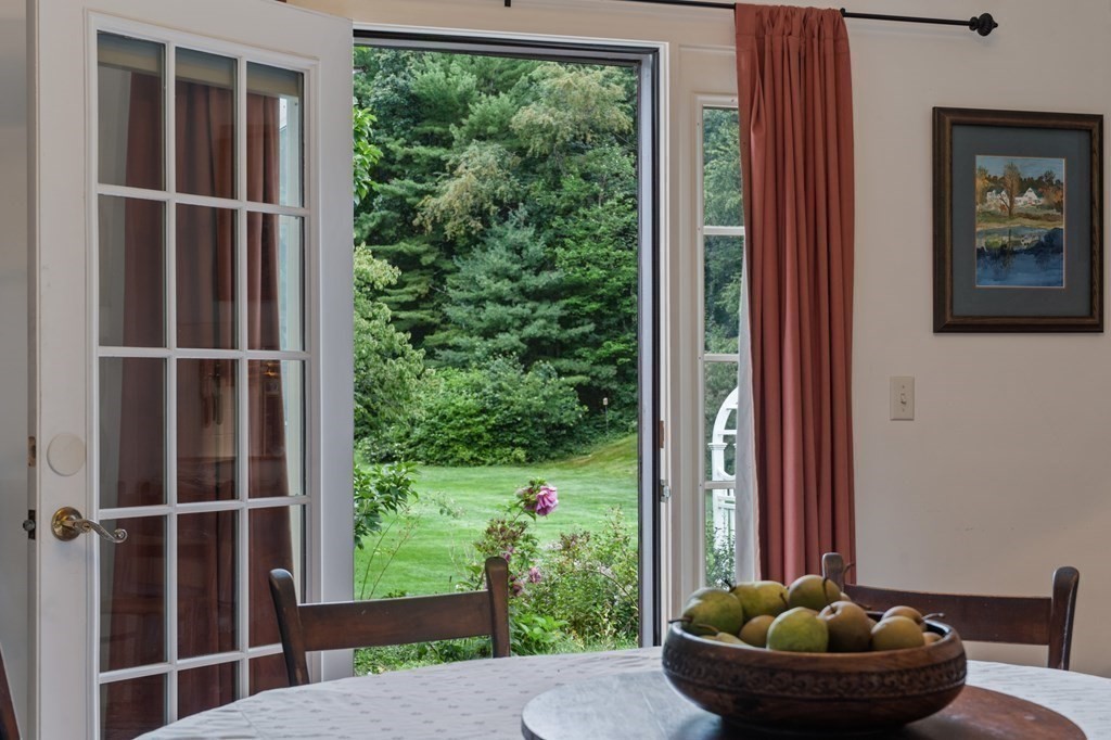 247 Littleton County Road Harvard, MA 01451 - Photo 23 of 41