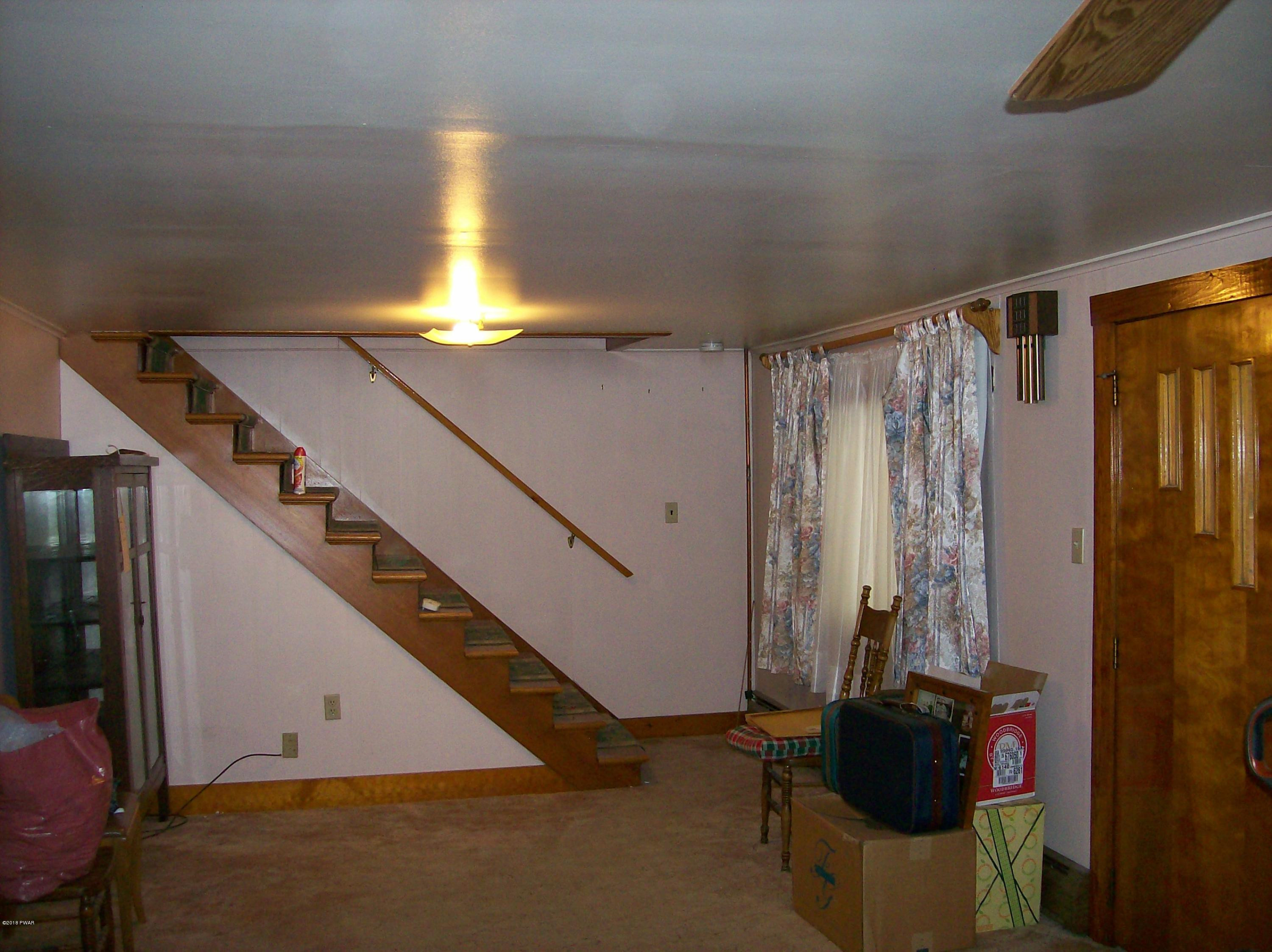 73 Wallerville Road Lake Como, PA 18437 - Photo 4 of 18