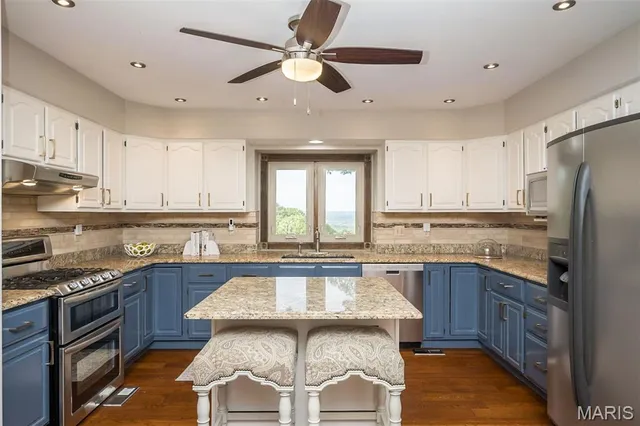 $824,900 | 1553 Ridge Road, Wildwood, MO 63021