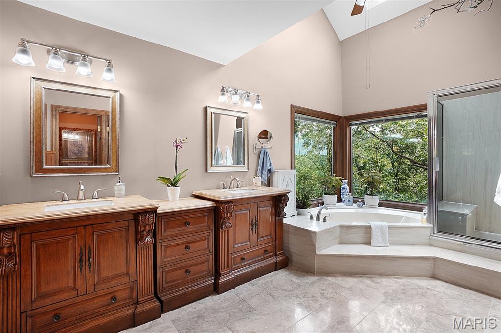 1553 Ridge Road Wildwood, MO 63021 - Photo 24 of 68