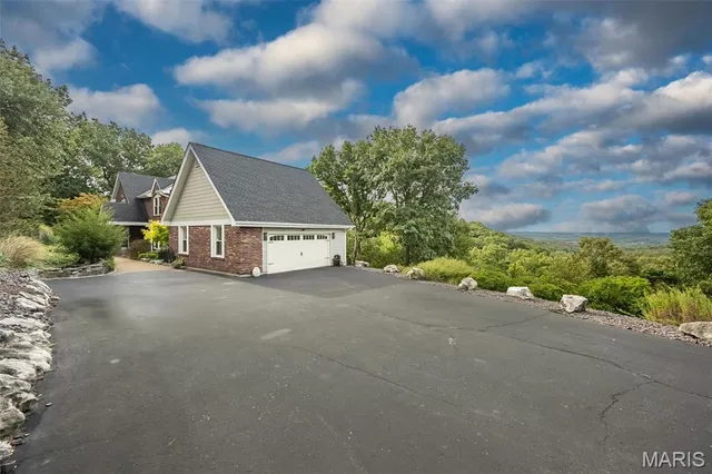 $824,900 | 1553 Ridge Road, Wildwood, MO 63021