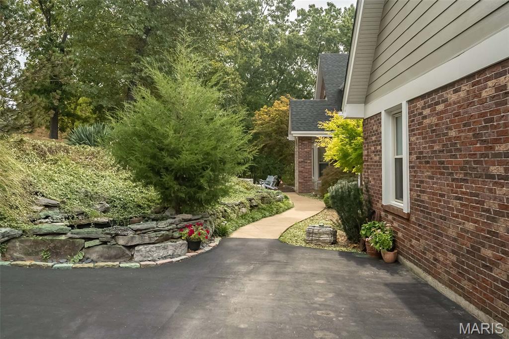 1553 Ridge Road Wildwood, MO 63021 - Photo 59 of 68