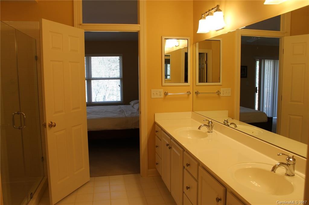 99 Ridgetop Circle, Unit 302 Brevard, NC 28712 - Photo 13 of 21 Gallery Image 13