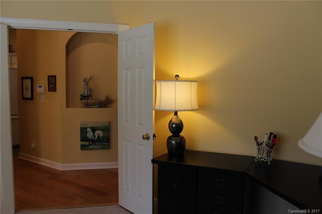 99 Ridgetop Circle, Unit 302 Brevard, NC 28712 - Photo 20 of 21 Gallery Image 20